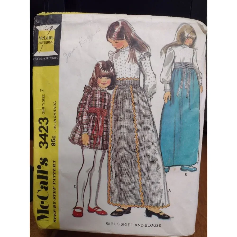 Vintage McCall's Pattern 3423‎ Girls' Skirt & Blouse Size 7 (1972)
